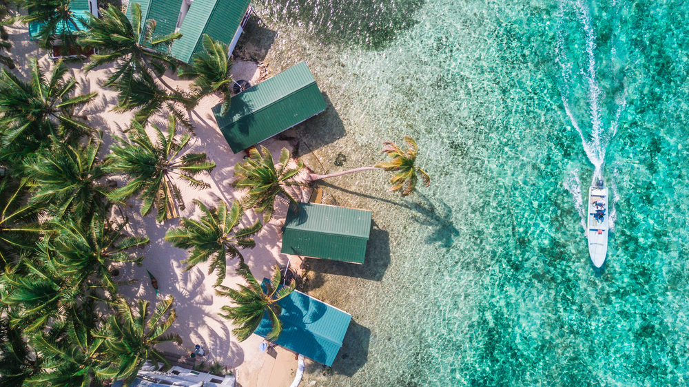 Living in Belize: Complete Guide for Expats & Investors